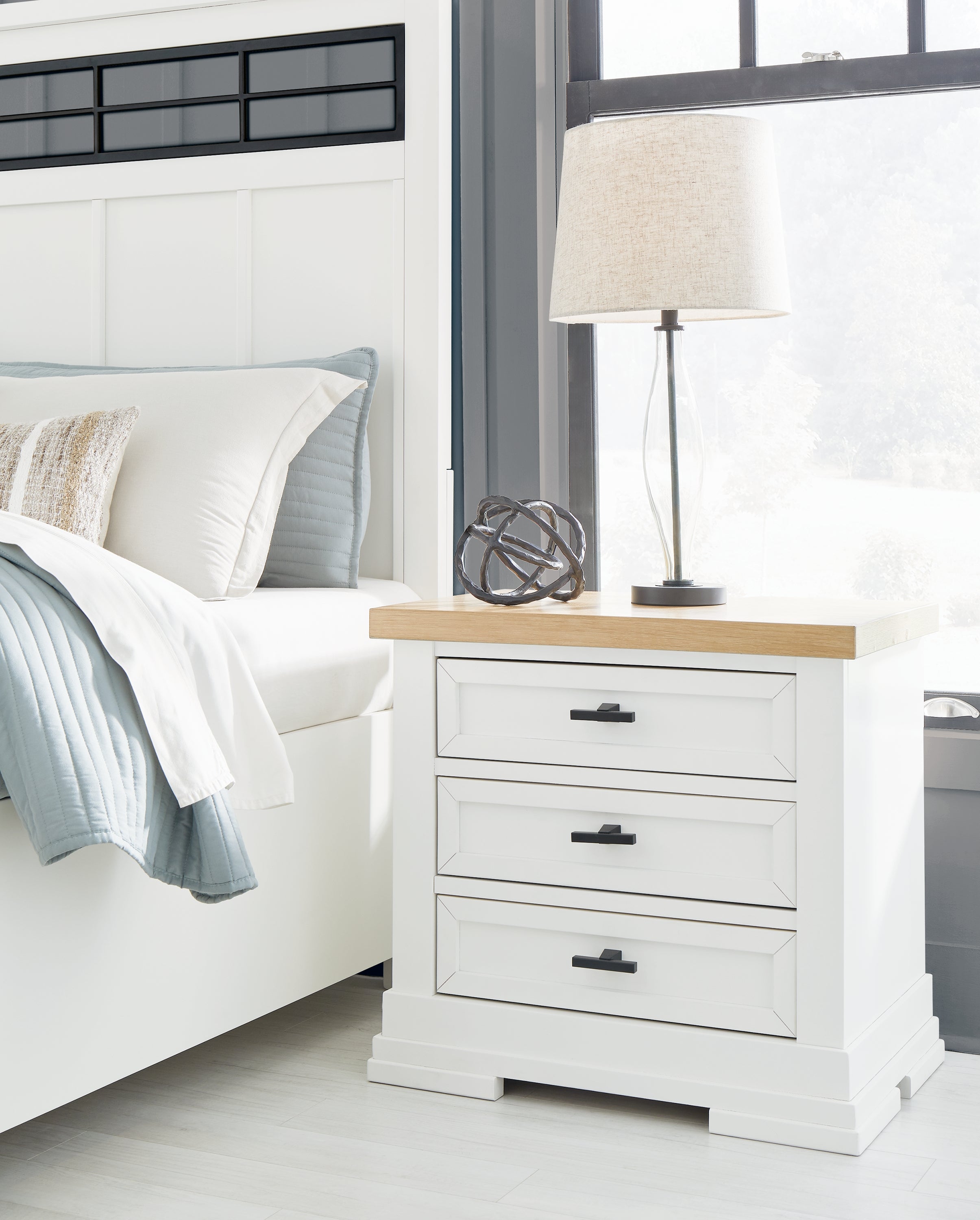 Lullora Furniture - Ashley Furniture - Ashbryn Bedroom - California King Panel Storage Bed / White/Natural - B844B5
