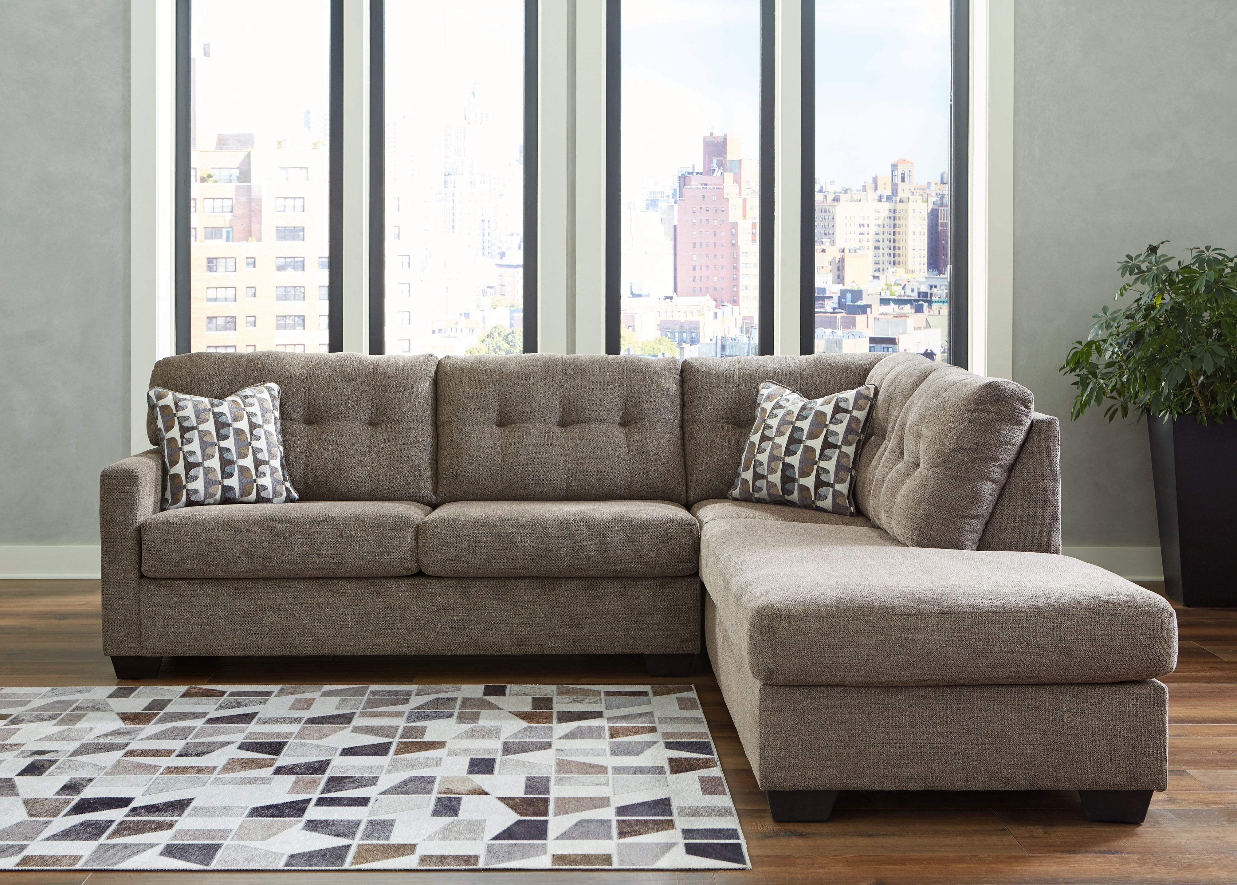 Lullora Furniture - Ashley Furniture - Mahoney Sectional - LAF 2-Piece Sectional with Chaise / Chocolate - 31005S2