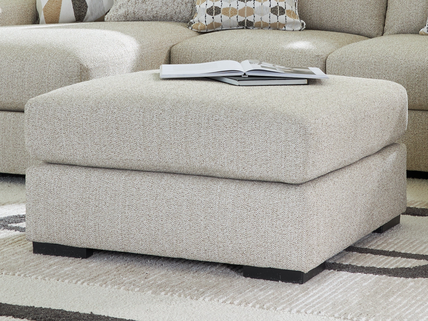 Lullora Furniture - Ashley Furniture - Laurelgrove Living Room - Oversized Accent Ottoman / Pebble - 7510508