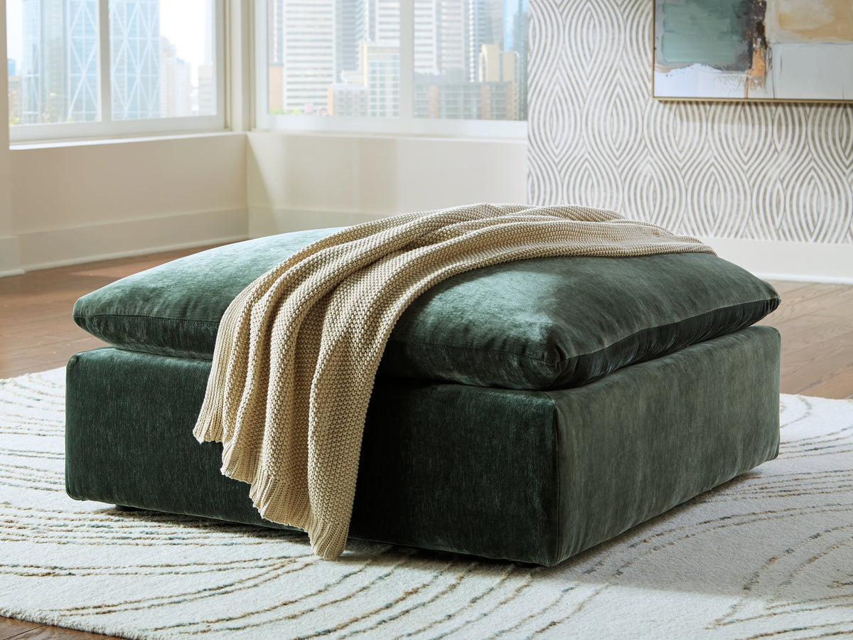 Lullora Furniture - Ashley Furniture - Carriage View Living Room - Oversized Accent Ottoman / Jade - 7800108