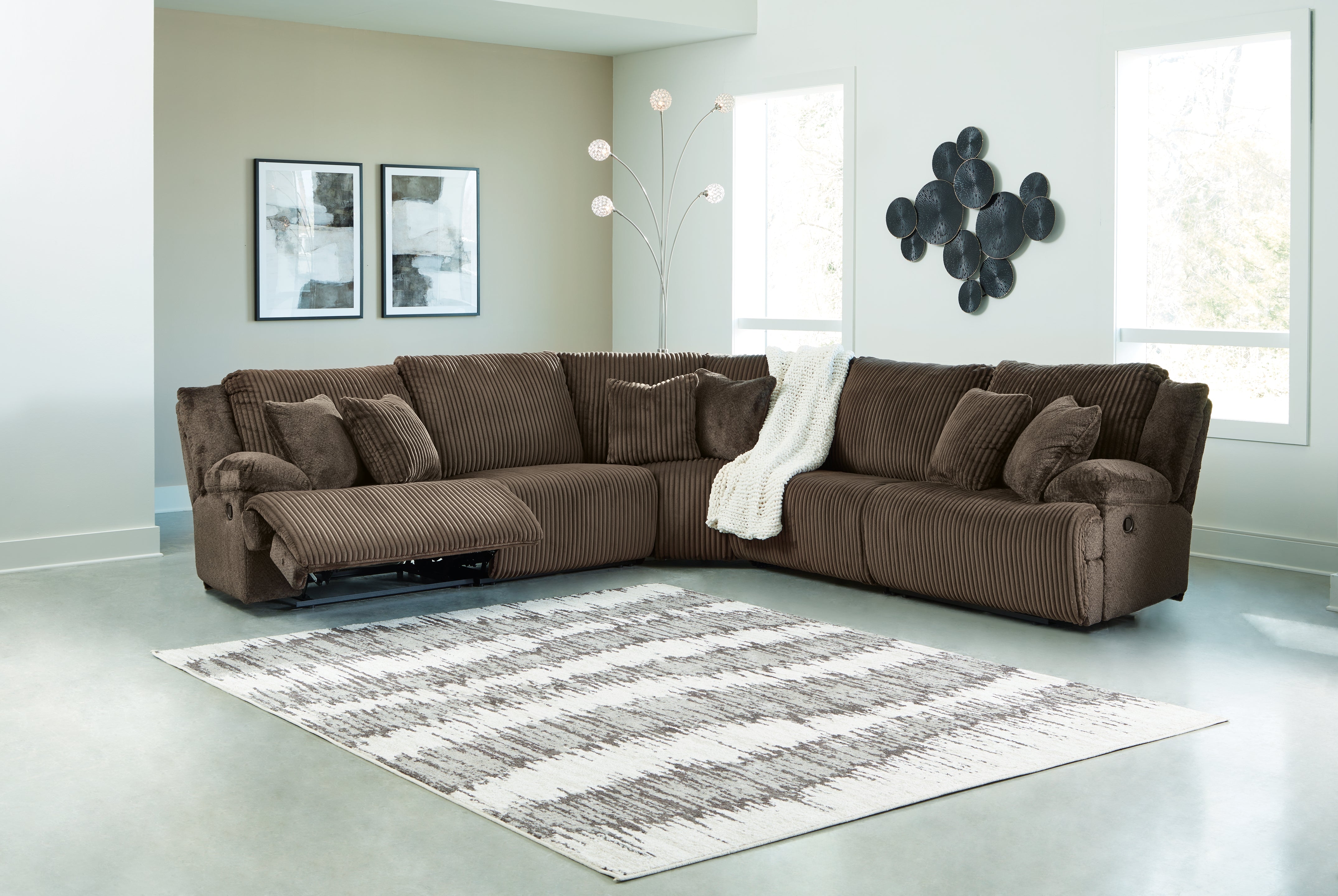 Lullora Furniture - Ashley Furniture - Top Tier Sectional - 5-Piece Reclining Sectional / Chocolate - 92705S3