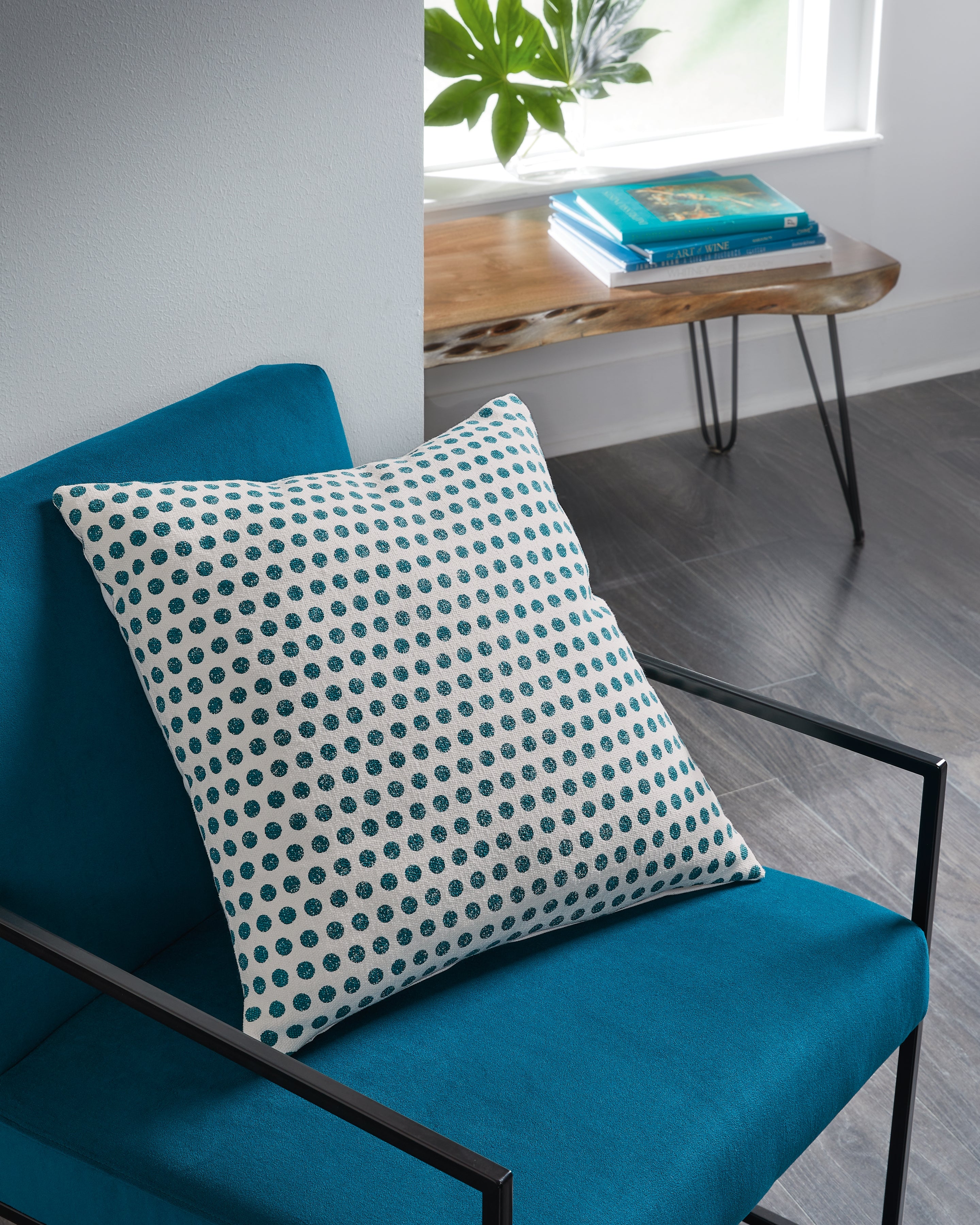 Lullora Furniture - Ashley Furniture - Monique Pillows - Pillow (4/CS) / Rain Forest - A1000939