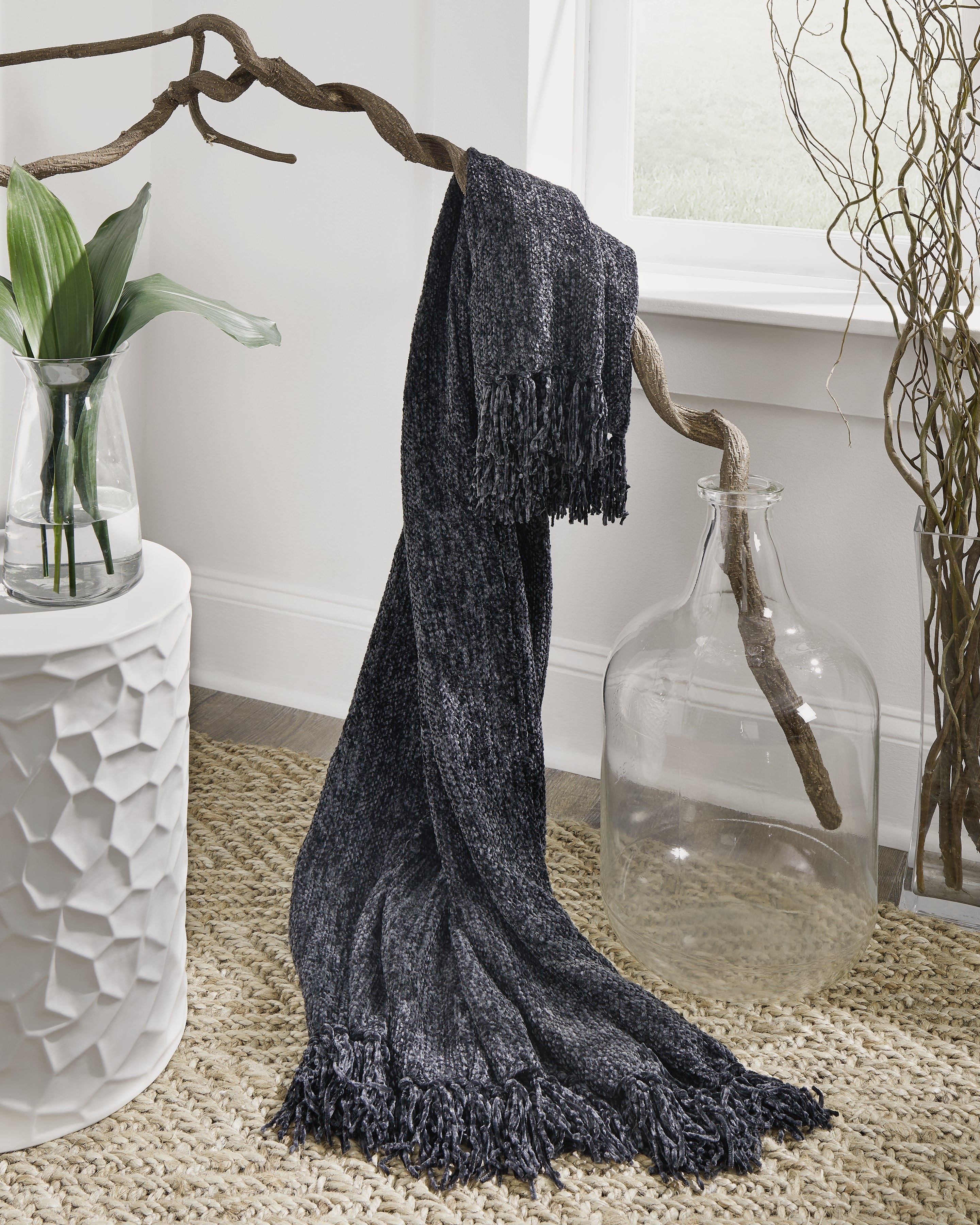 Lullora Furniture - Ashley Furniture - Tamish Throw (Set of 3) - Throw (3/CS) / Black - A1001027