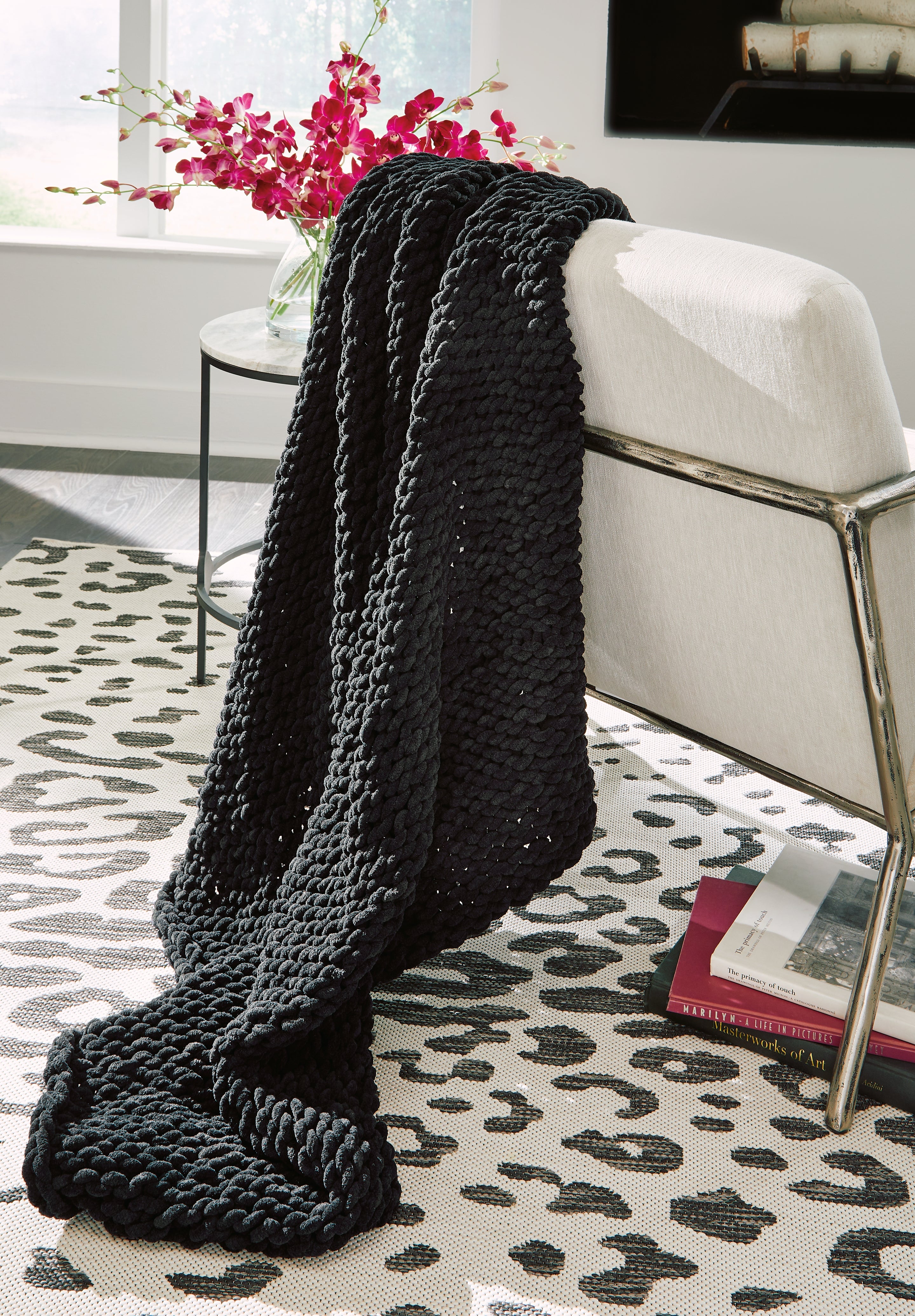 Lullora Furniture - Ashley Furniture - Chaddon Throw - Throw / Ivory - A1001060T
