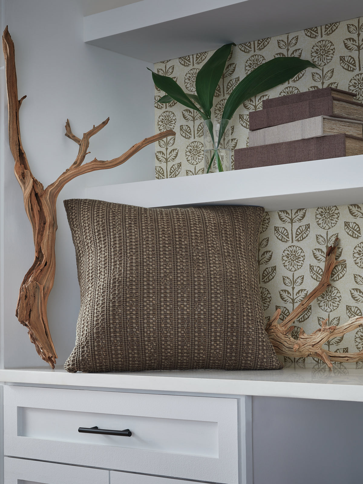 Lullora Furniture - Ashley Furniture - Landcher Pillows - Pillow (4/CS) / Brown - A1001104