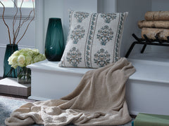 Lullora Furniture - Ashley Furniture - Paulmour Pillows - Pillow (4/CS) / Ivory/Green/Brown - A1001105