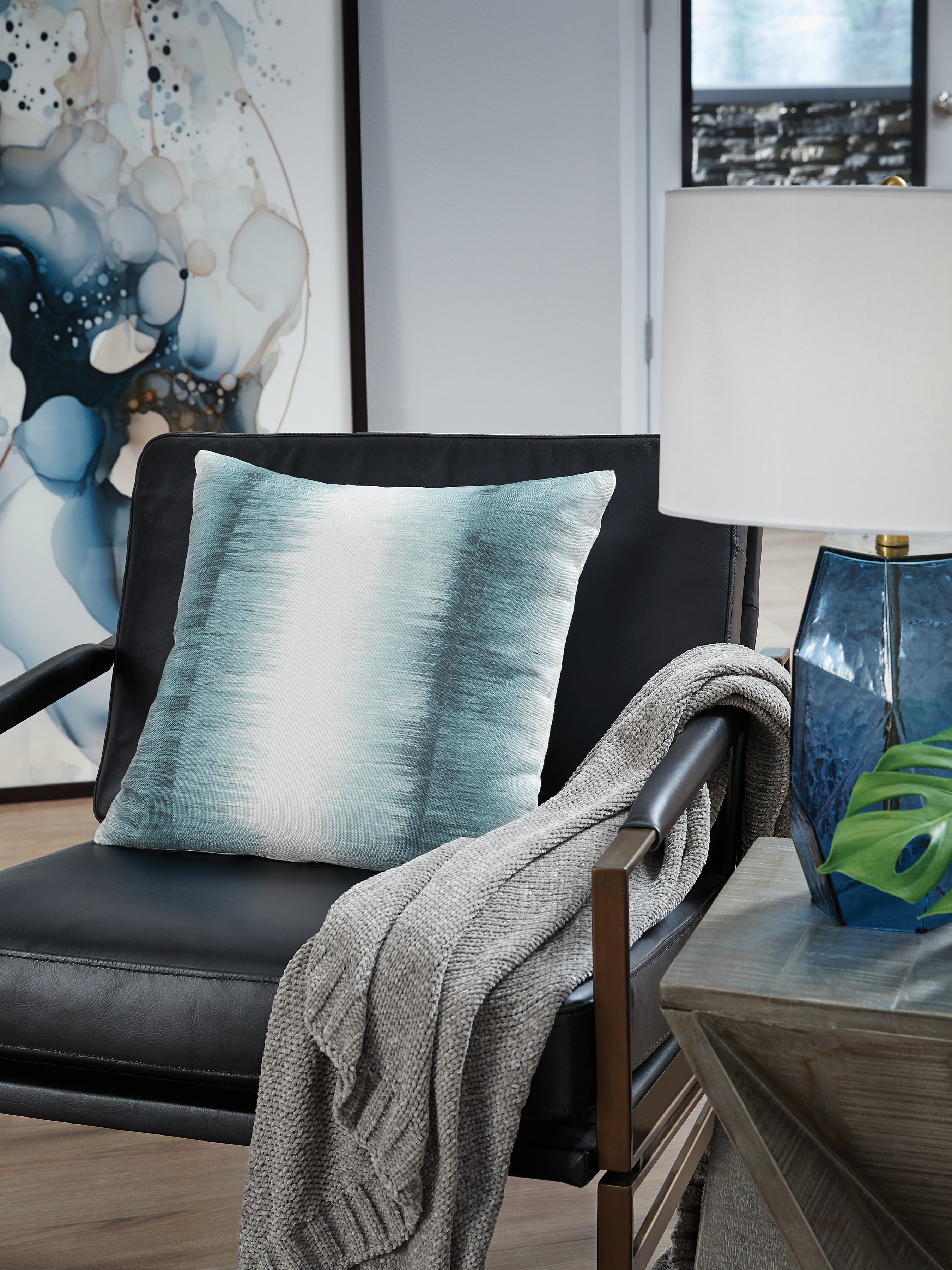 Lullora Furniture - Ashley Furniture - Elonwich Pillows - Pillow (4/CS) / Teal/White - A1001106