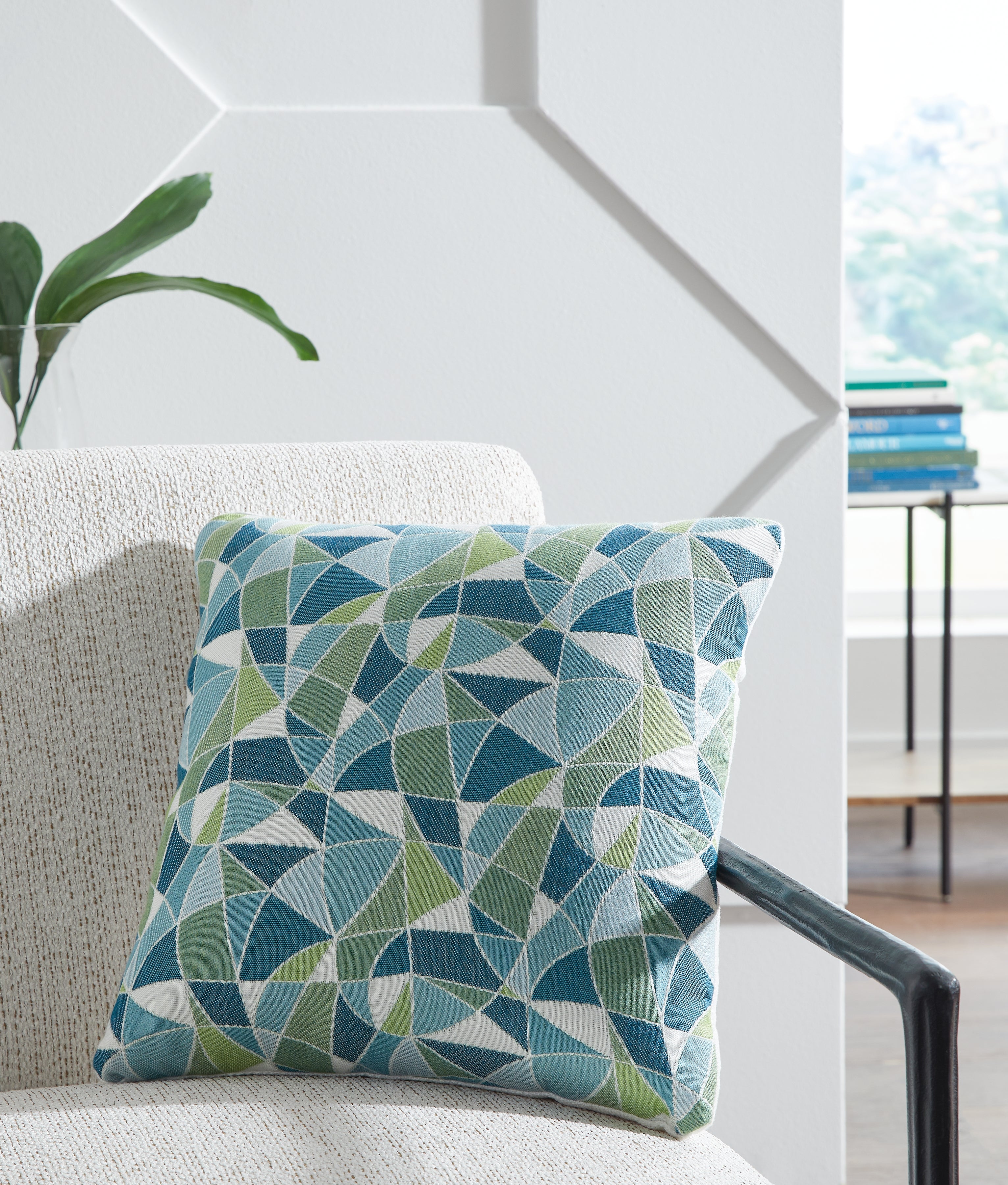 Lullora Furniture - Ashley Furniture - Seanow Next-Gen Nuvella Pillows - Pillow / Green/Turquoise/White - A1900005P