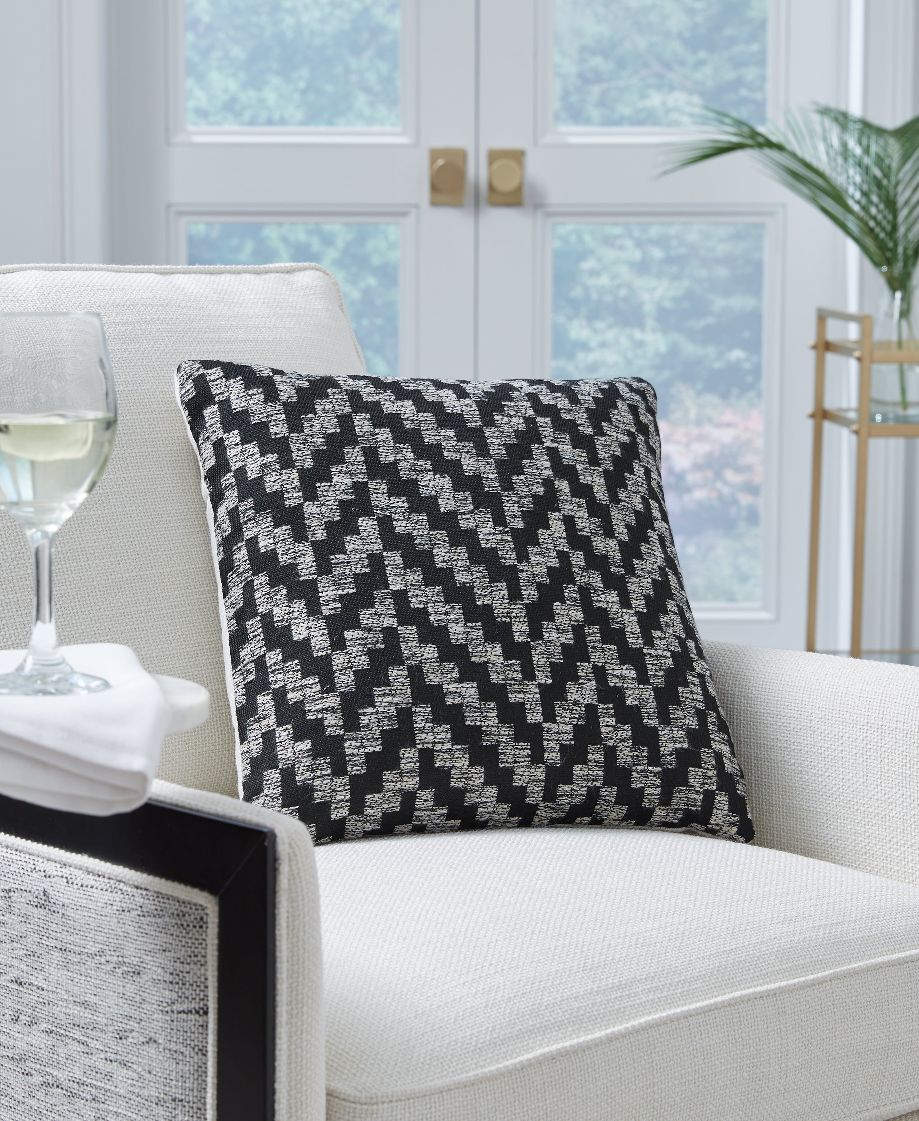 Lullora Furniture - Ashley Furniture - Tenslock Next-Gen Nuvella Pillows - Pillow / Black/White - A1900011P