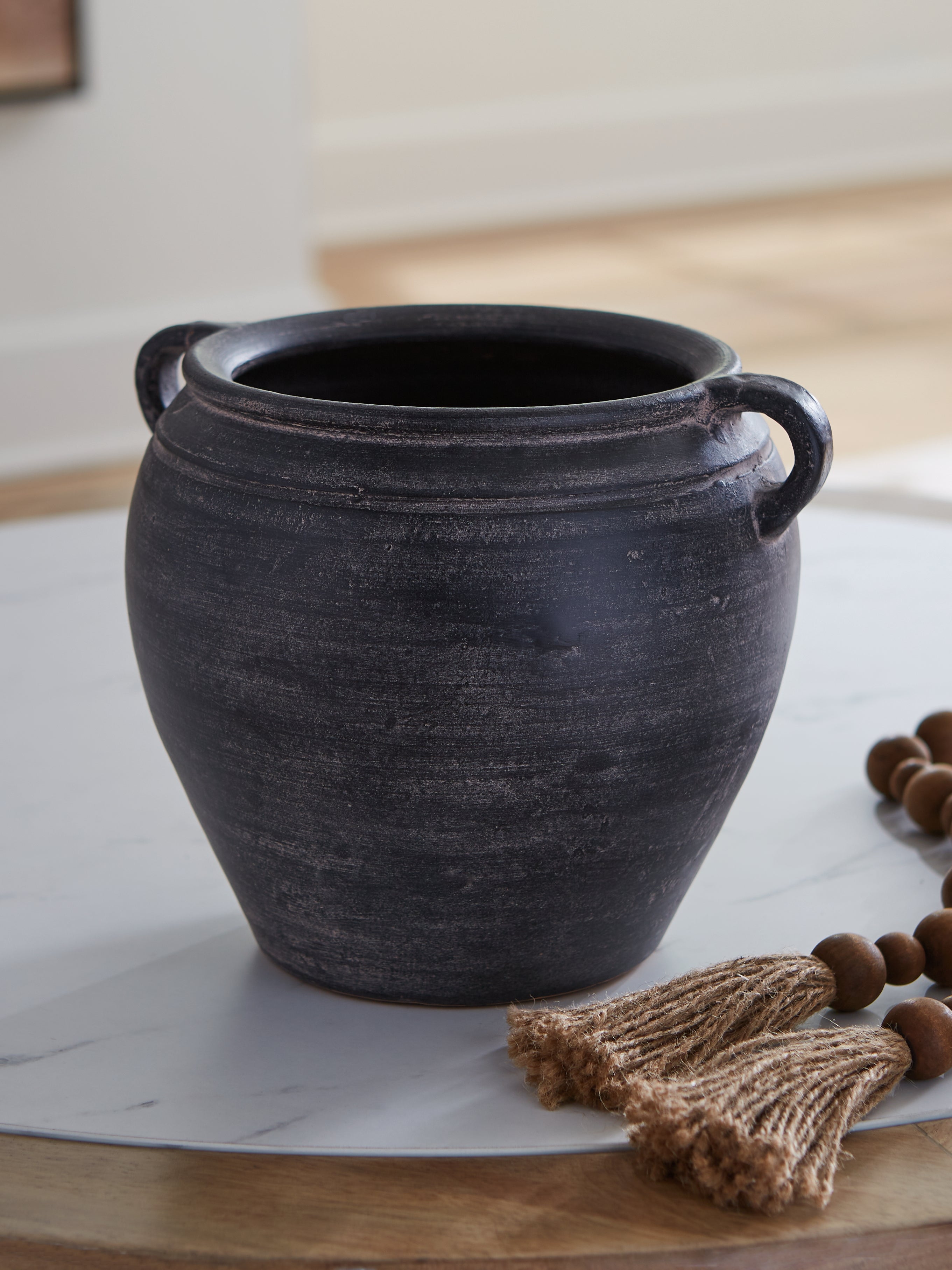 Lullora Furniture - Ashley Furniture - Meadie Vase - Vase / Distressed Black - A2000790