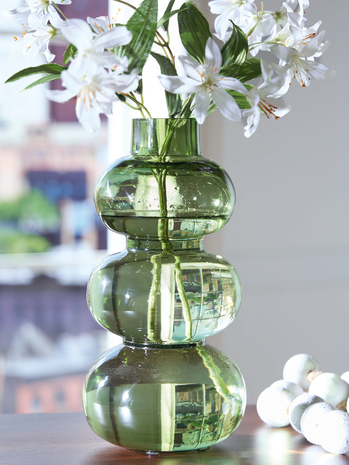 Lullora Furniture - Ashley Furniture - Renethorne Vase - Vase / Green - A2000802
