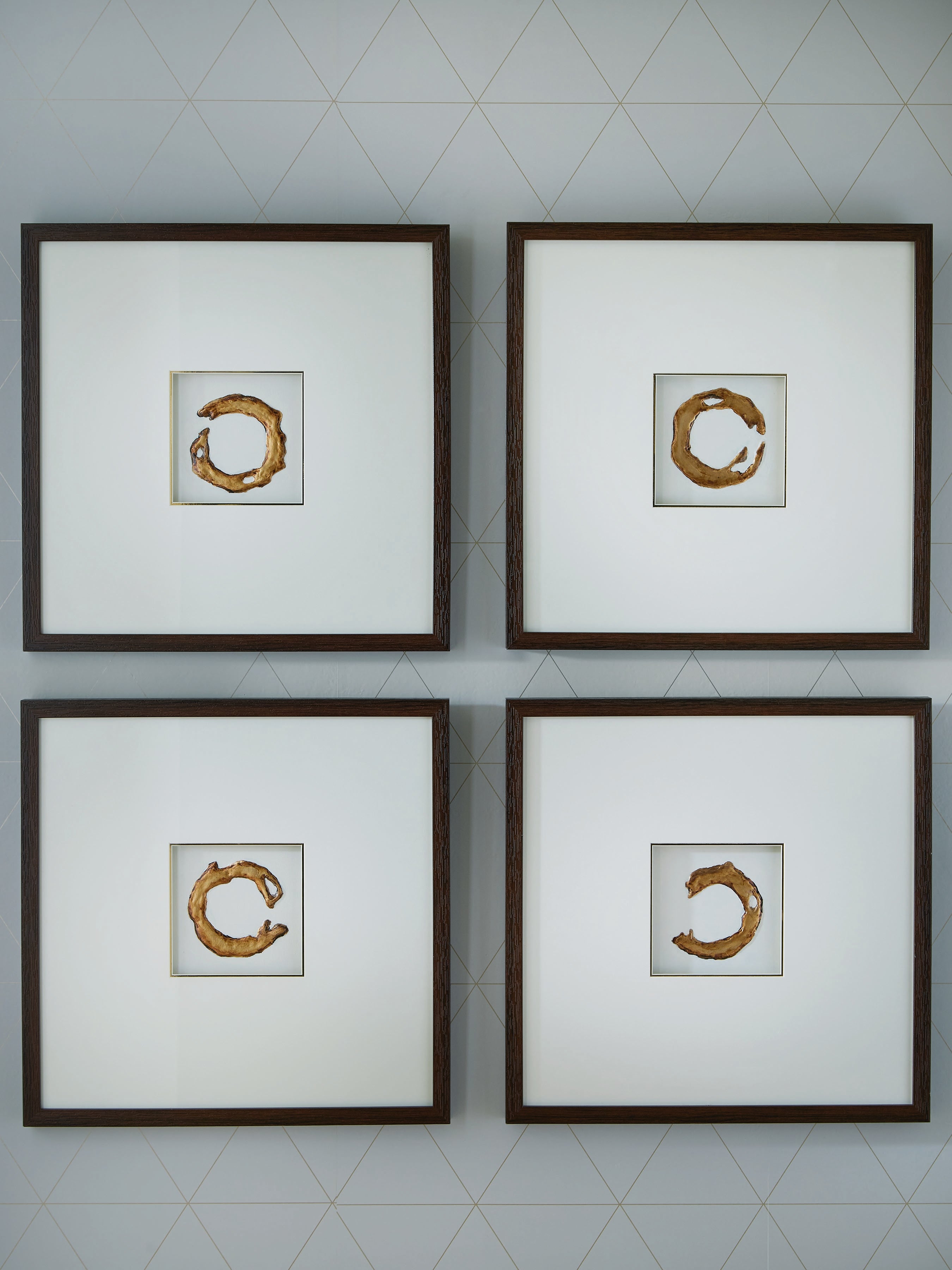 Lullora Furniture - Ashley Furniture - Dallbourne Wall Decor - Wall Art Set (4/CN) / White/Gold Finish - A8000491