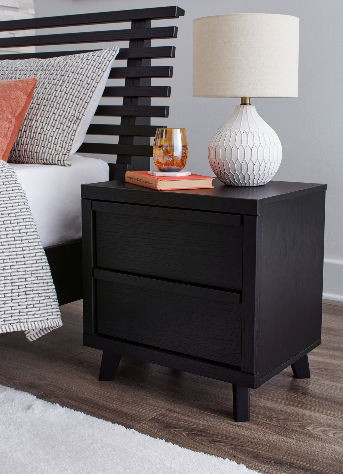 Lullora Furniture - Ashley Furniture - Danziar Bedroom - Full Panel Bed / Black - B1013B20