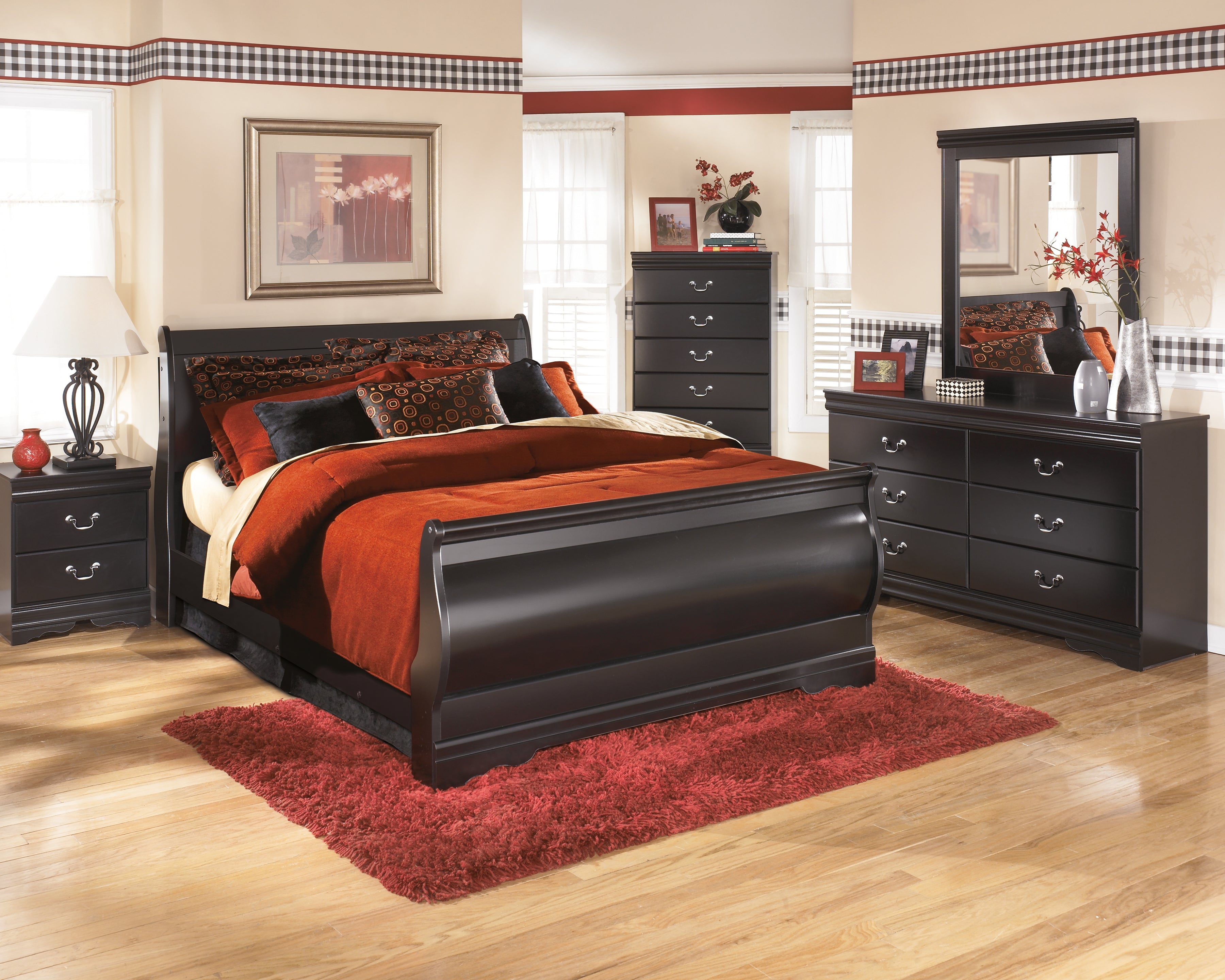 Lullora Furniture - Ashley Furniture - Huey Vineyard Bedroom - Queen Sleigh Bed / Black - B128B4