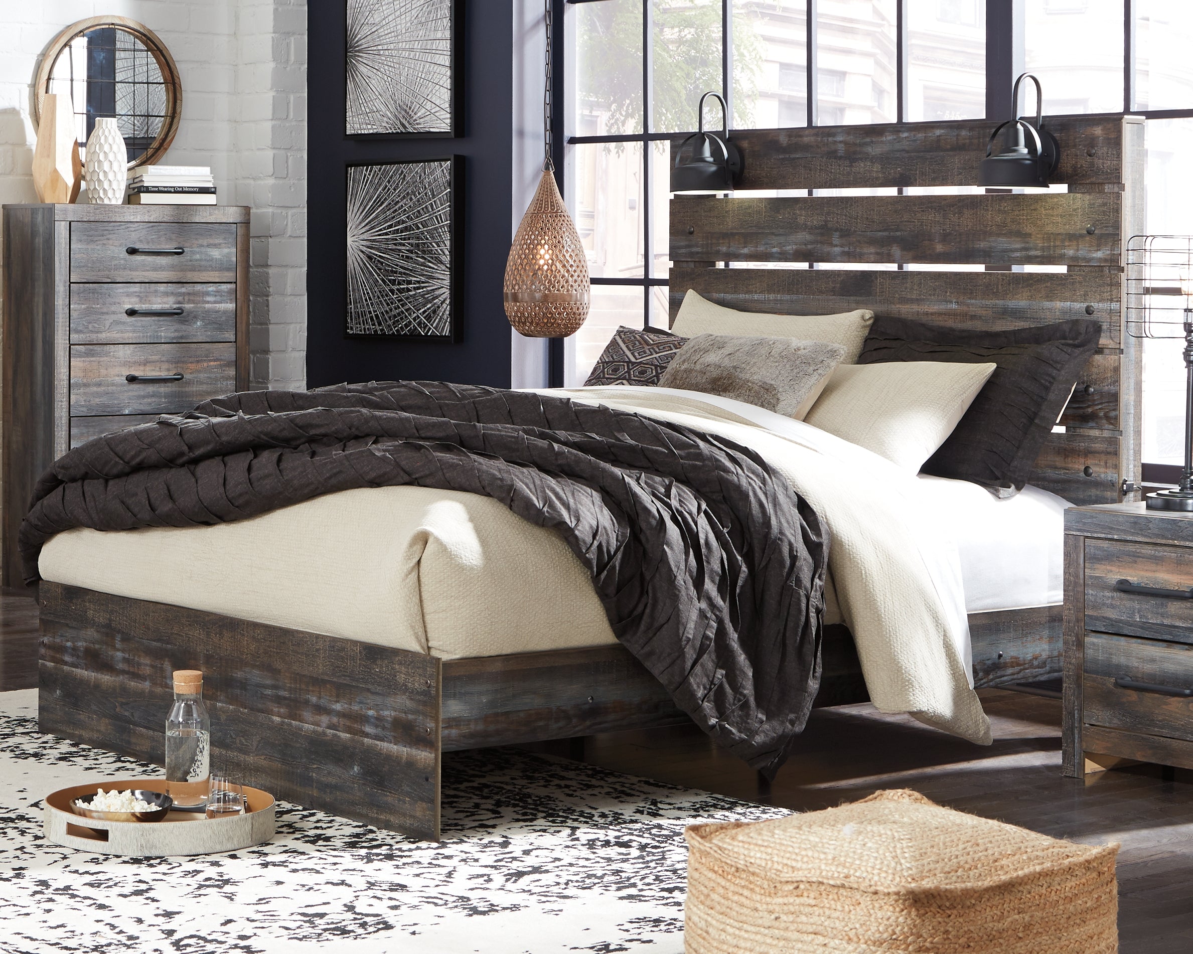 Lullora Furniture - Ashley Furniture - Drystan Bedroom - Queen Panel Bed / Multi - B211B4