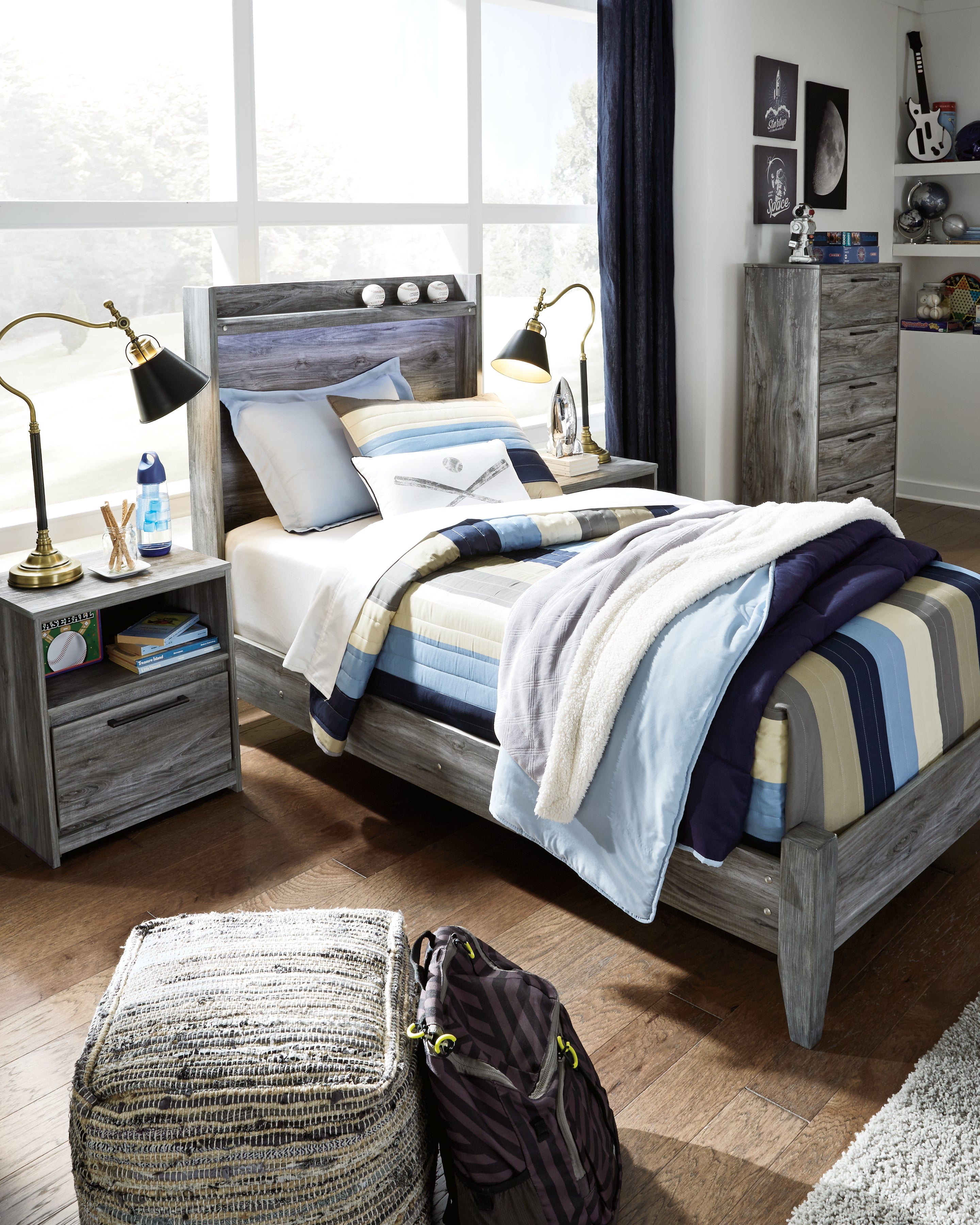 Lullora Furniture - Ashley Furniture - Baystorm Bedroom - Twin Panel Bed / Gray - B221B20