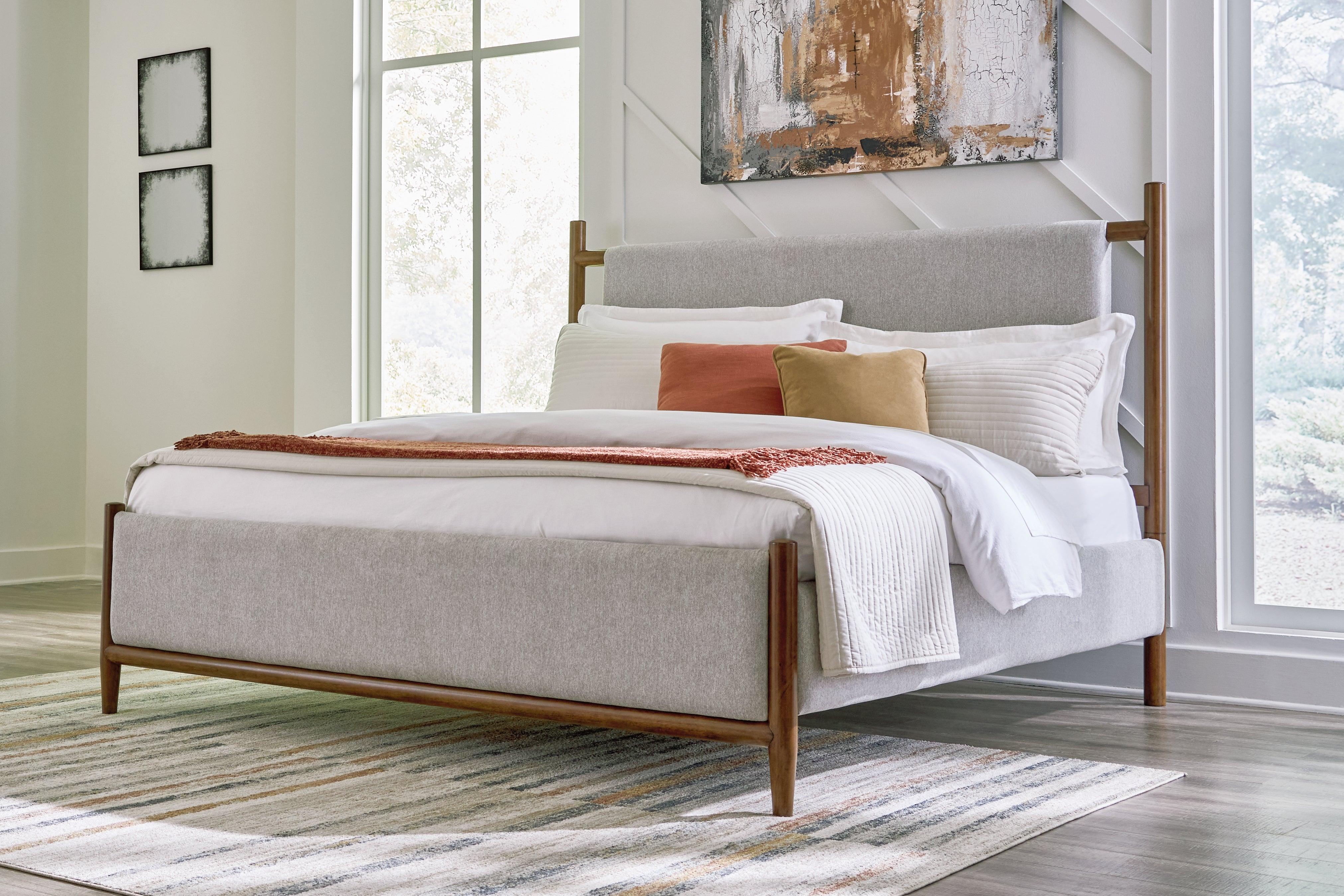 Lullora Furniture - Ashley Furniture - Lyncott Bedroom - California King Upholstered Bed / Brown - B615B7