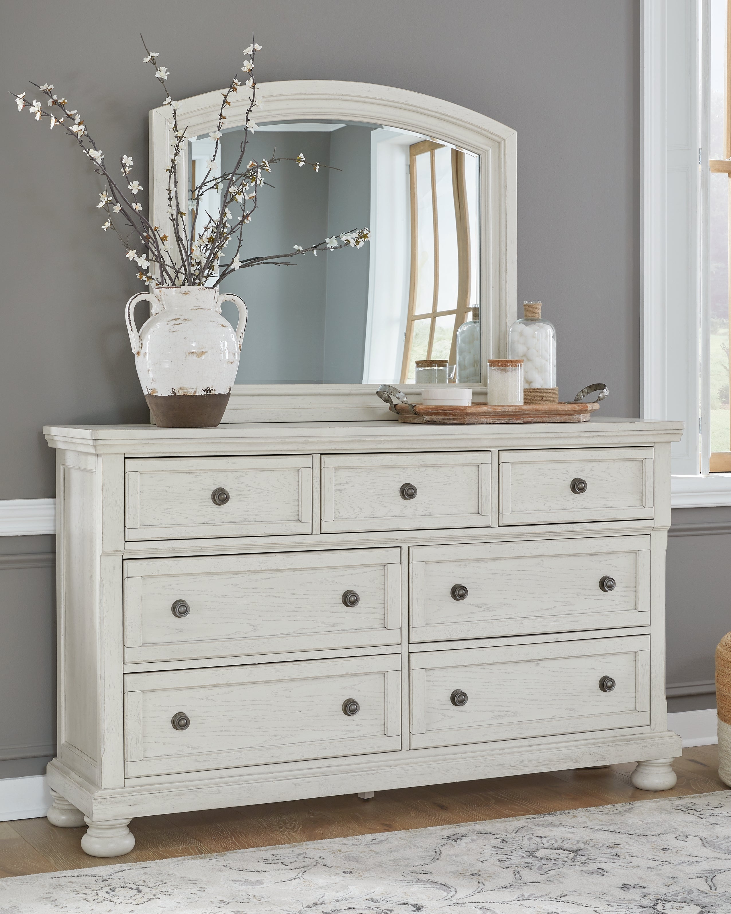 Lullora Furniture - Ashley Furniture - Robbinsdale Bedroom - Dresser and Mirror / Antique White - B742B1