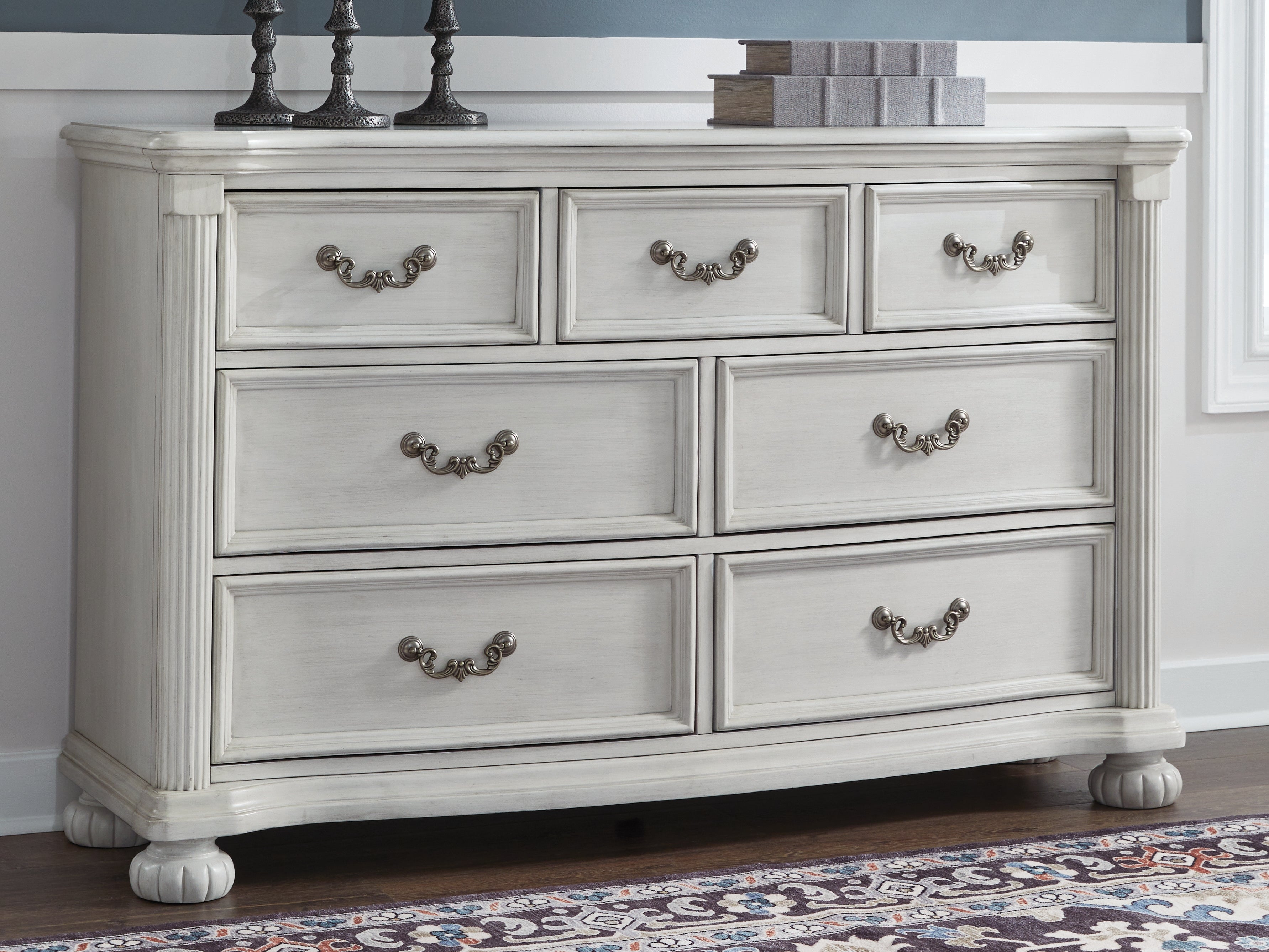 Lullora Furniture - Ashley Furniture - Montelaine Bedroom - Dresser / Antique White - B795-31