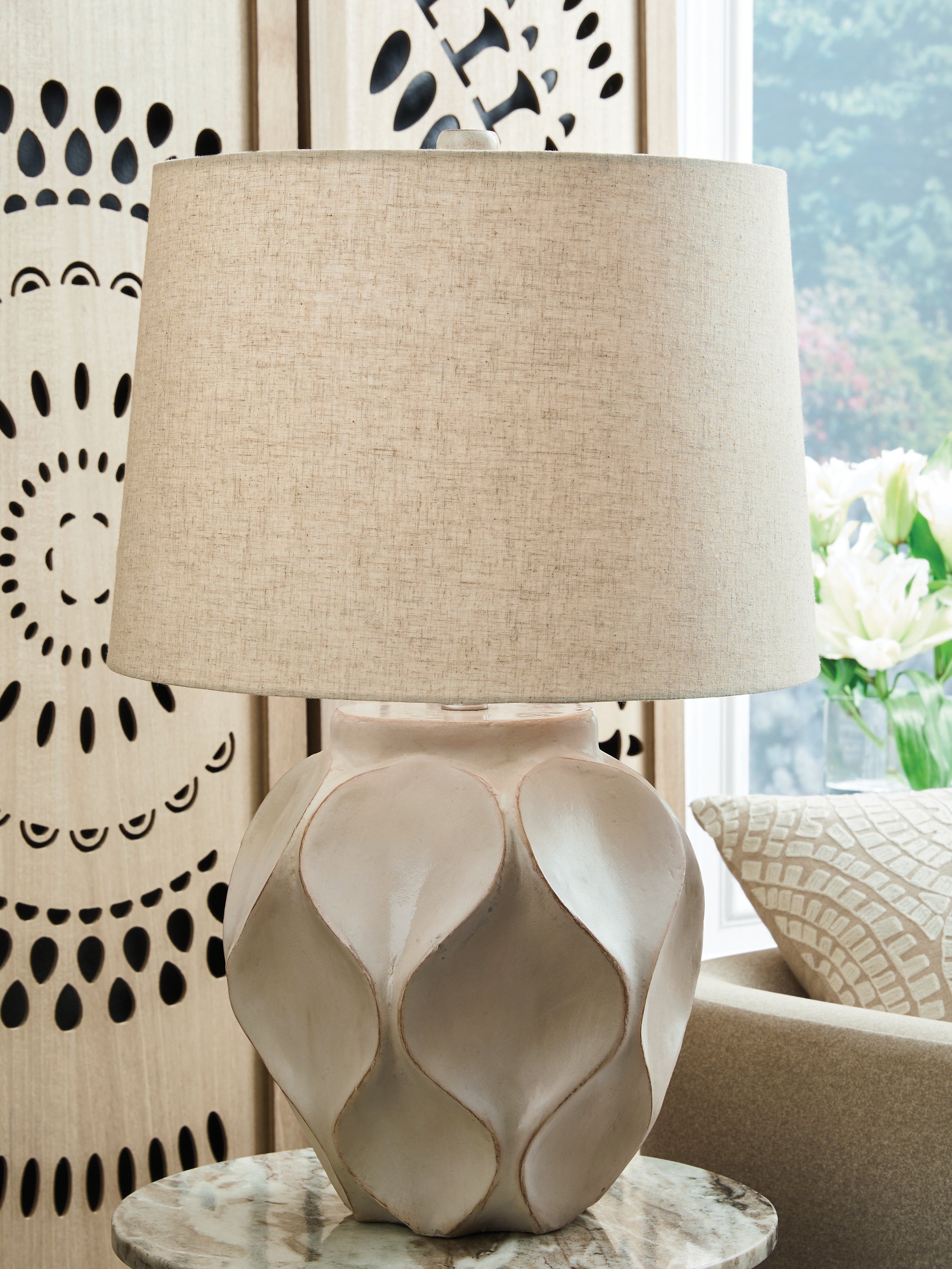 Lullora Furniture - Ashley Furniture - Edselham Lighting - Paper Table Lamp (1/CN) / Distressed Cream - L235974