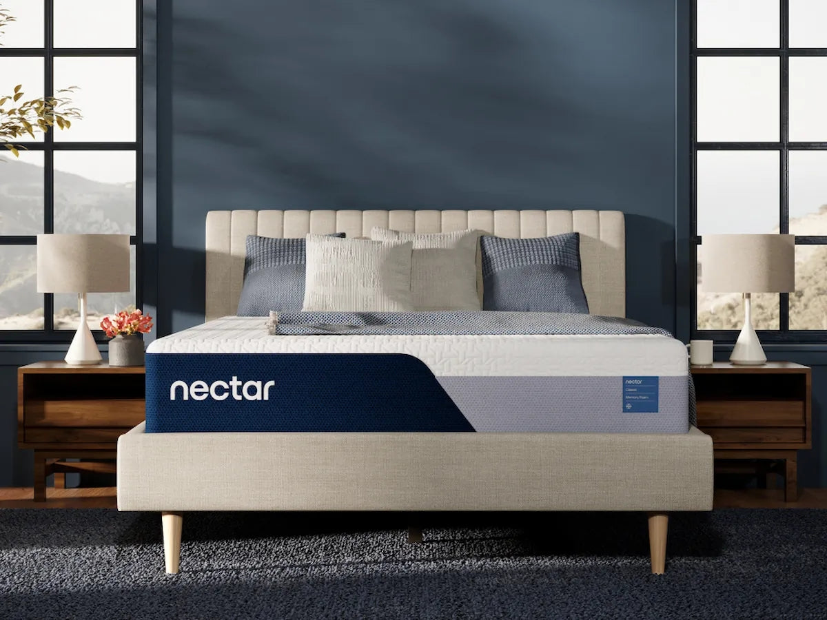 Lullora Furniture - Ashley Furniture - Nectar Classic Memory Foam 5.1 Mattresses - Queen / White - M12531