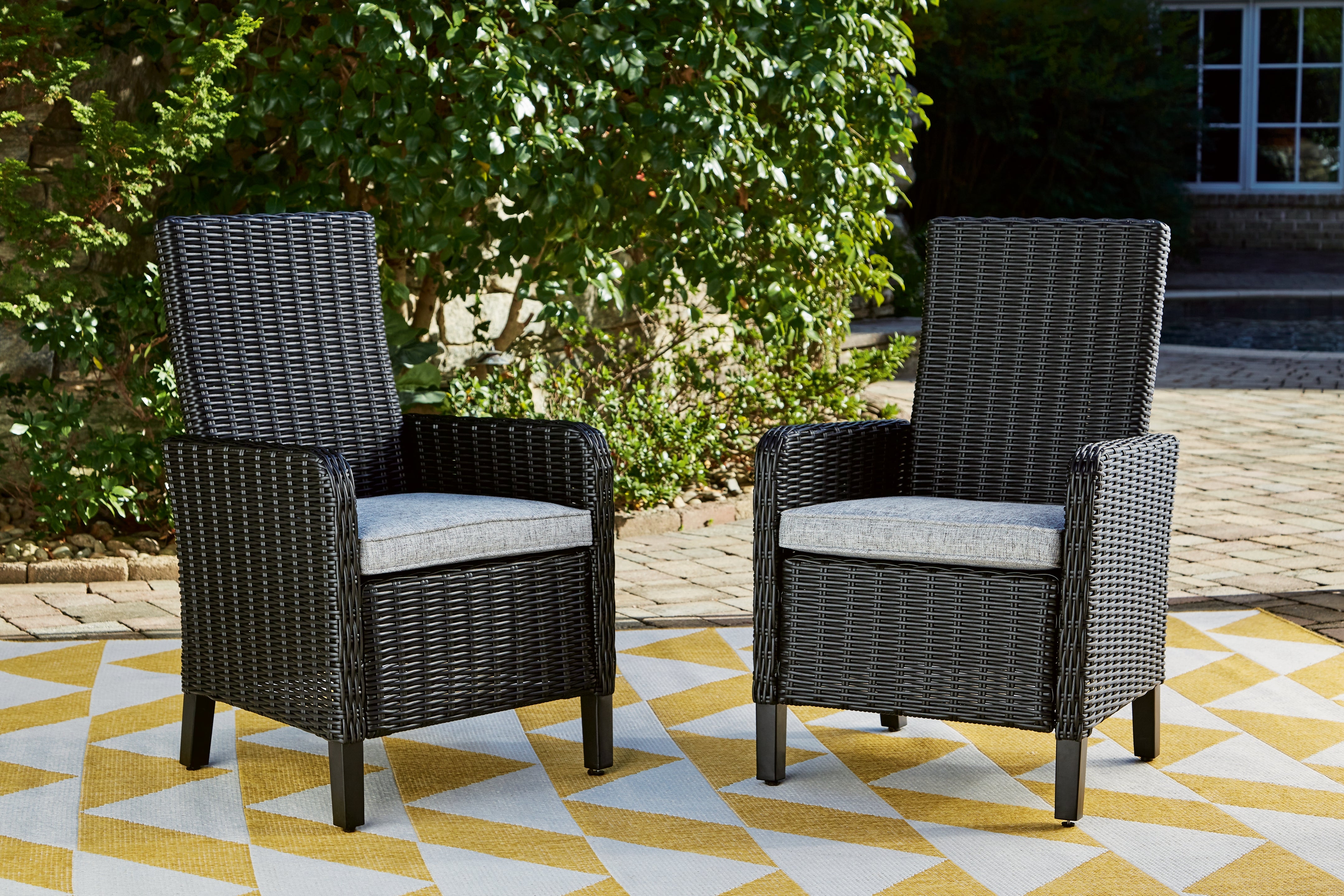 Lullora Furniture - Ashley Furniture - Beachcroft Outdoor - Arm Chair With Cushion (Set of 2) / Black/Light Gray - P792-601A