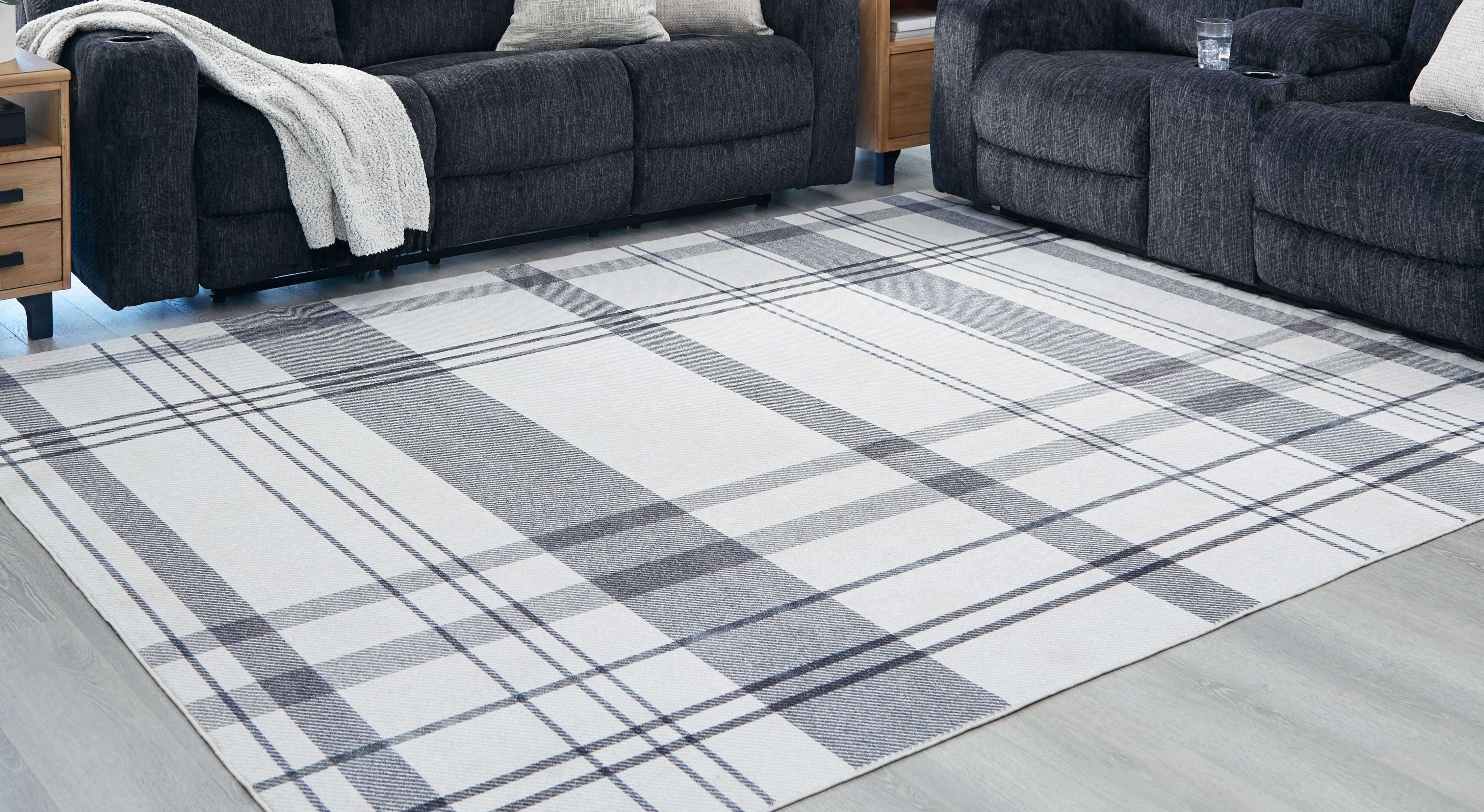 Lullora Furniture - Ashley Furniture - Kaidlow Rug - 7'7" x 9'8" Washable Rug / Gray/Cream - R405911
