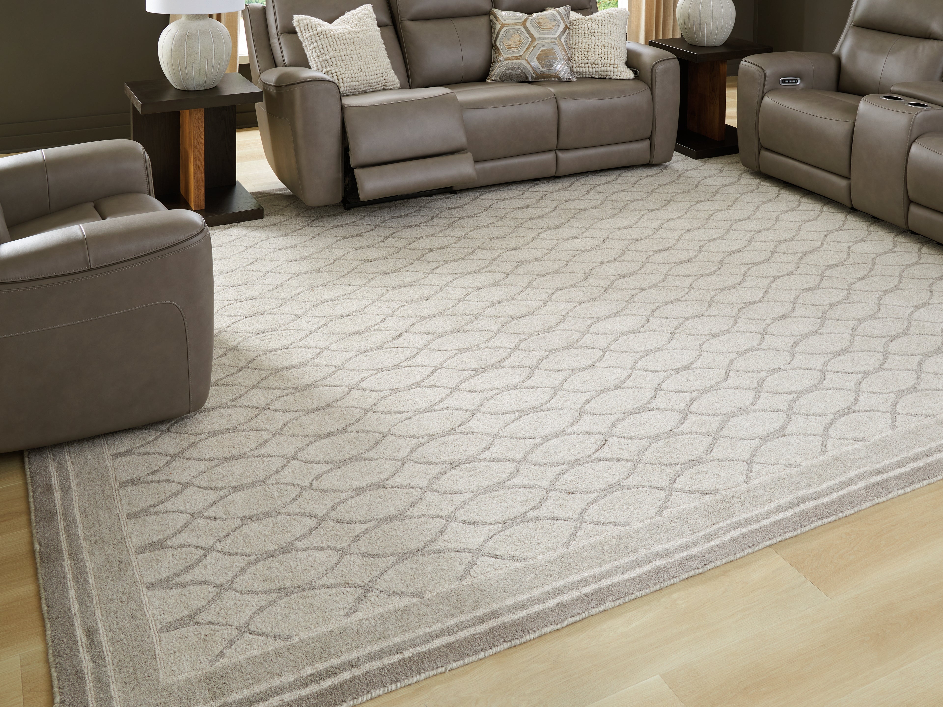 Lullora Furniture - Ashley Furniture - Wimney Rug - Extra Large Rug / Gray - R407280