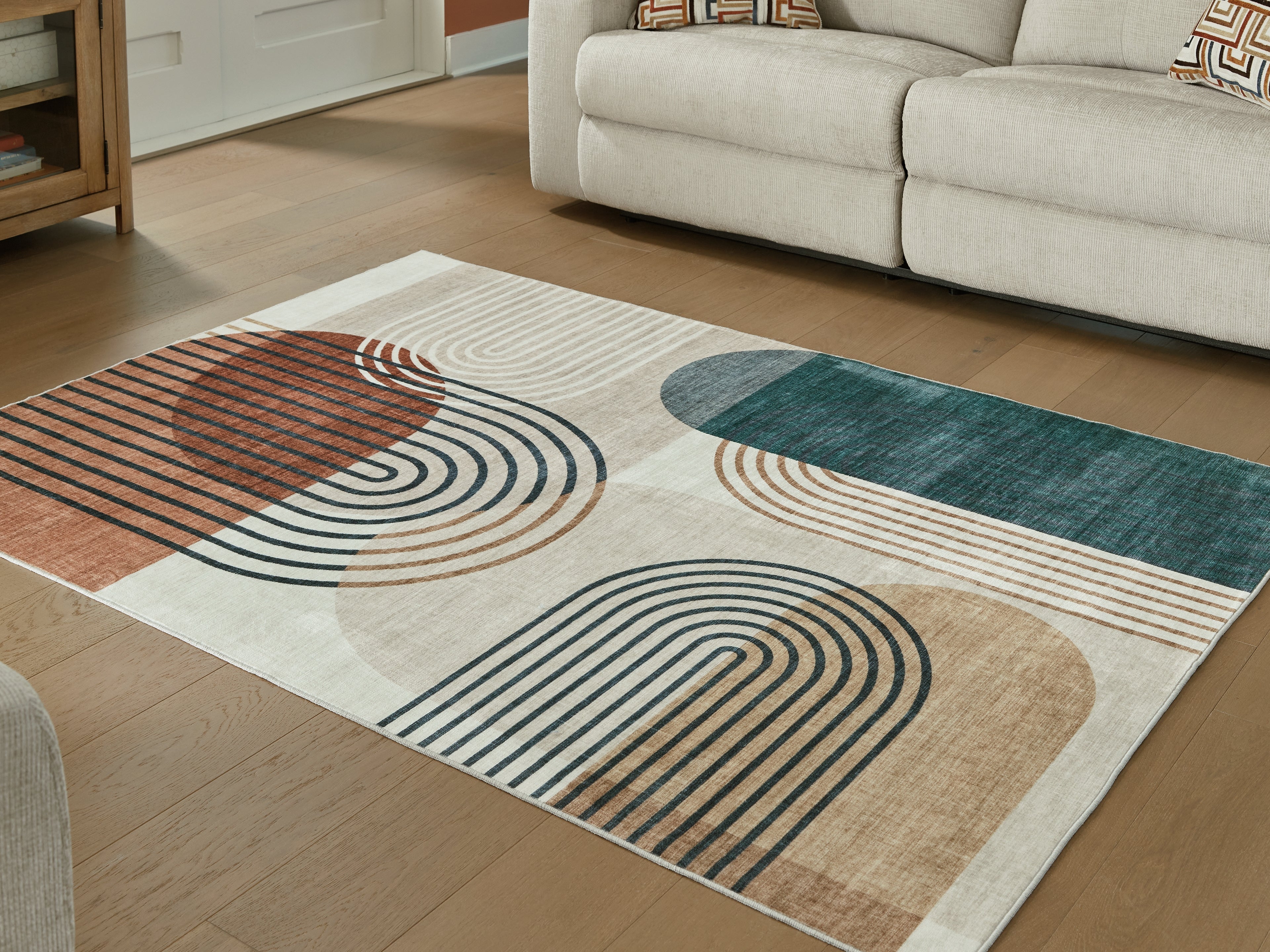 Lullora Furniture - Ashley Furniture - Farrendale Rug - Washable 8' x 10' Area Rug / Multi - R407381