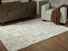 Lullora Furniture - Ashley Furniture - Empriss Rug - 5' x 7' Area Rug / Ivory - R407622