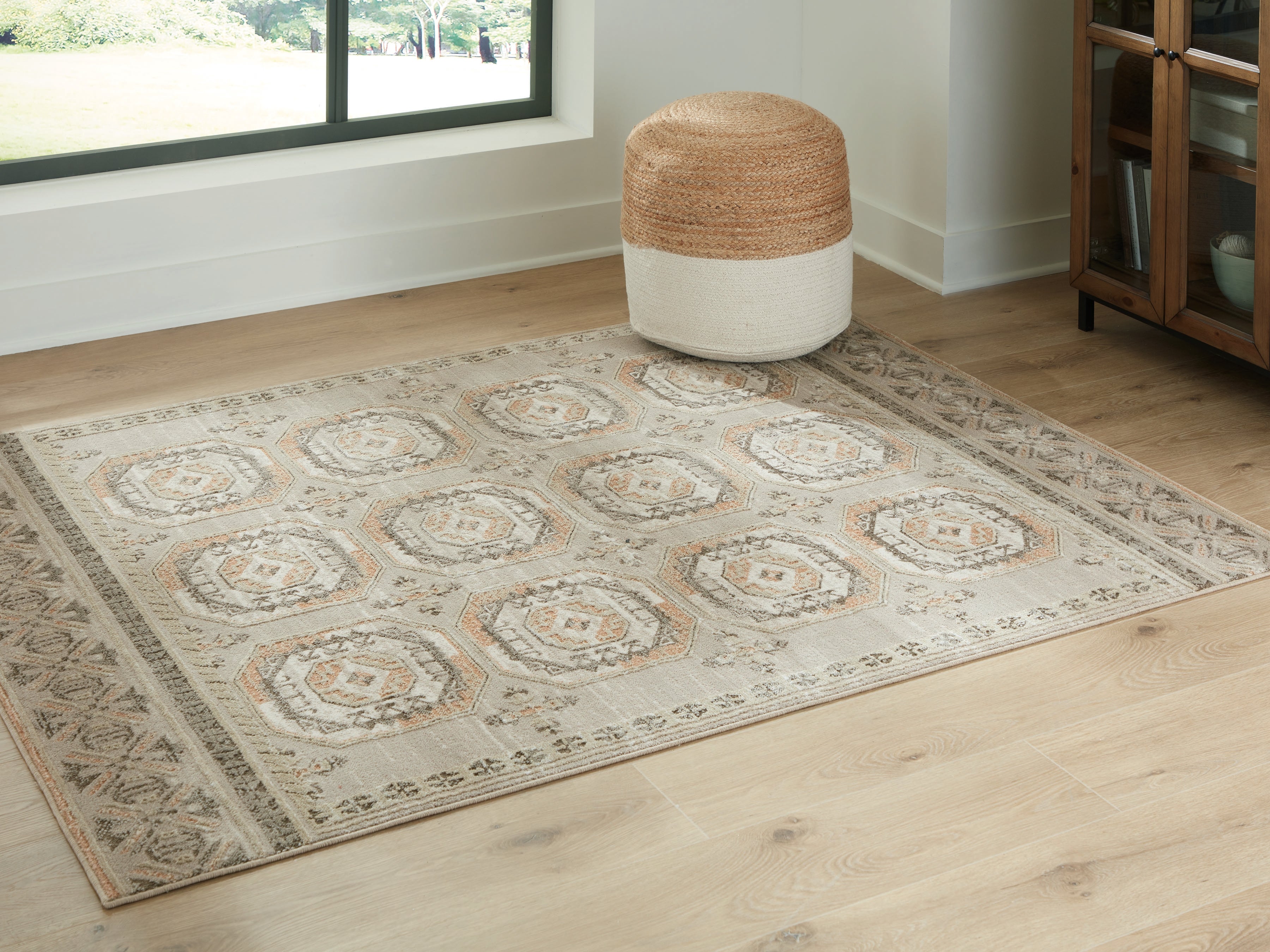 Lullora Furniture - Ashley Furniture - Bachby Rug - 5'3" x 7' Area Rug / Multi - R407682