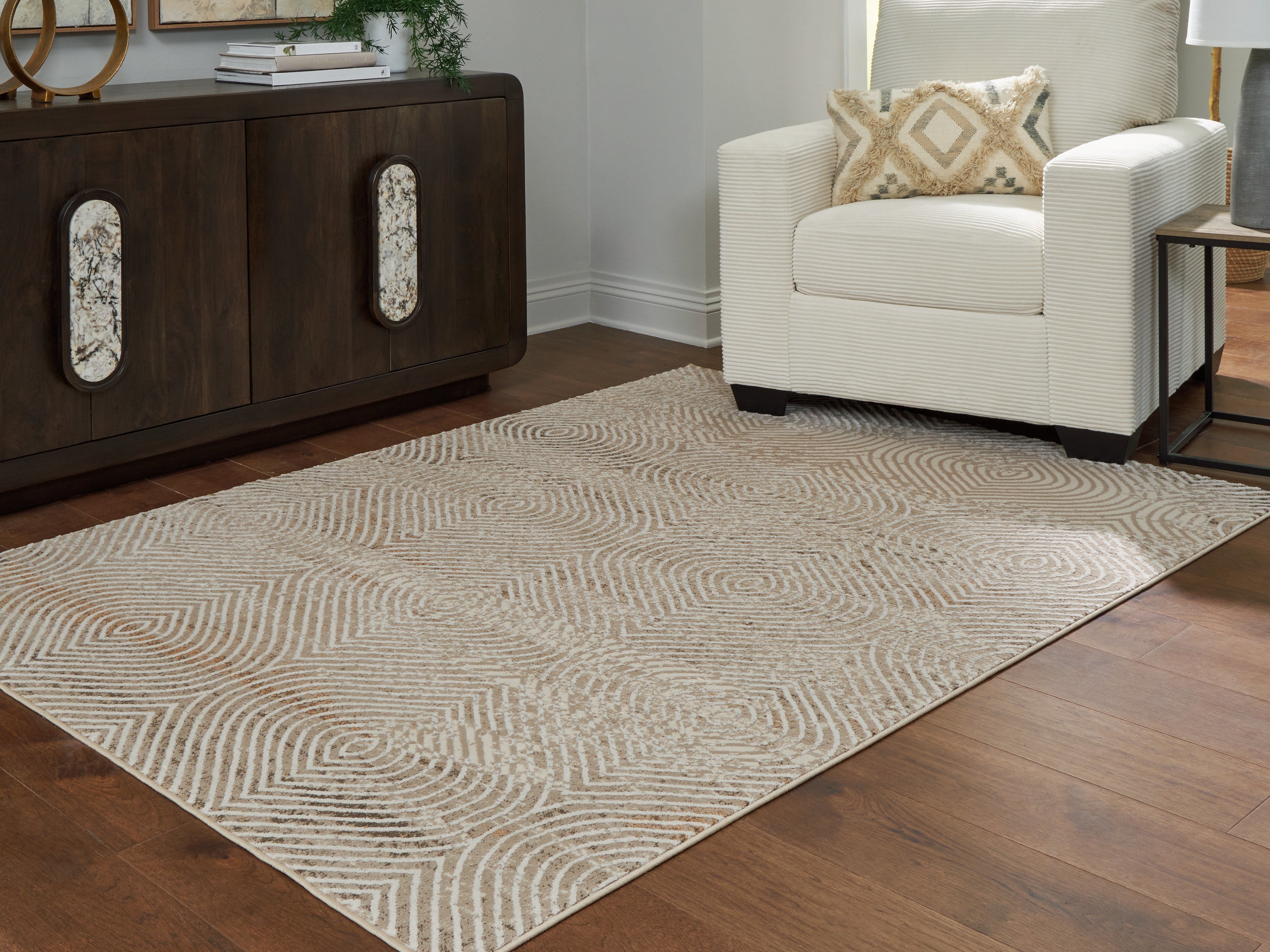 Lullora Furniture - Ashley Furniture - Bachus Rug - 5'3" x 7' Area Rug / Multi - R407752